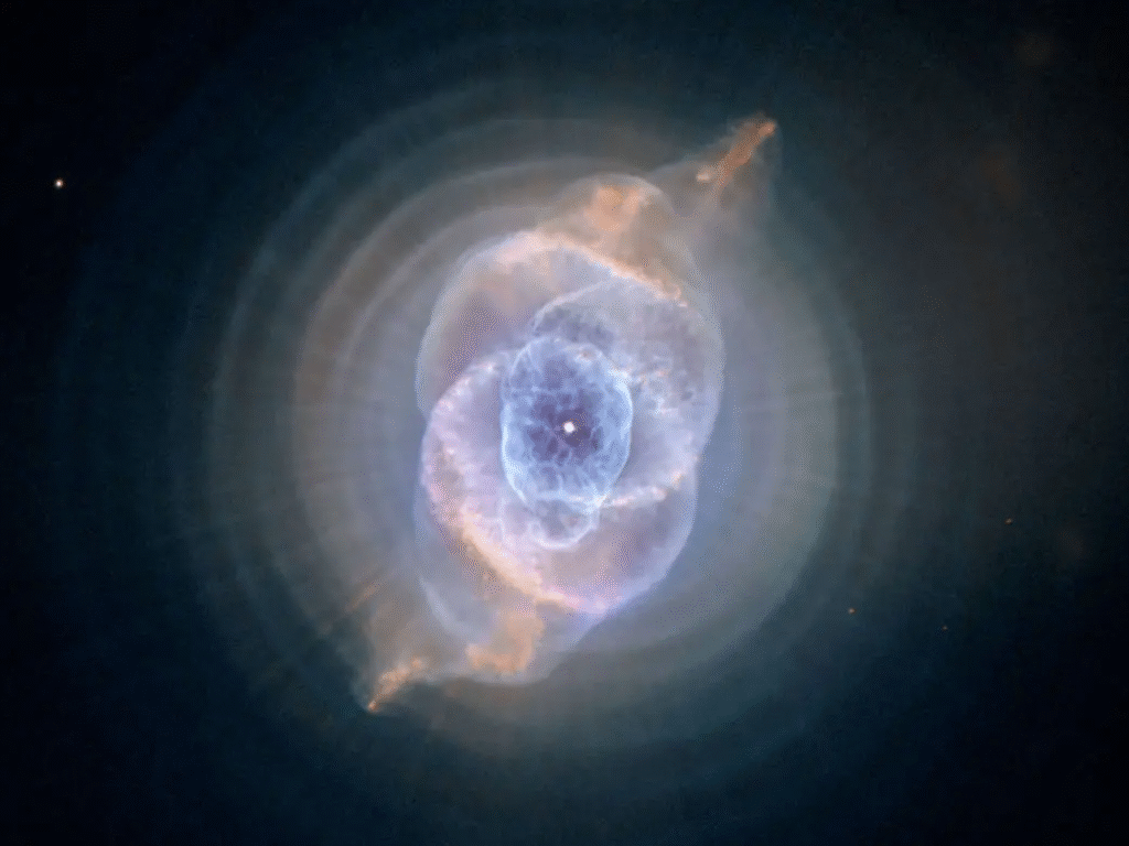 cat's eye nebula: an example to what is a planetary nebula